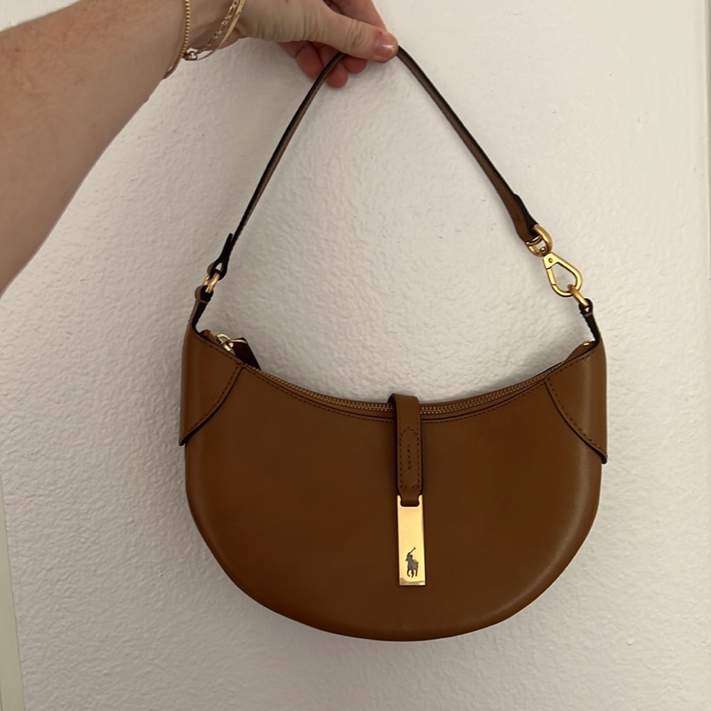 Polo by Ralph Lauren Camel Leather Crescent Shoulder Bag with Gold Hardware - Picture 4 of 10